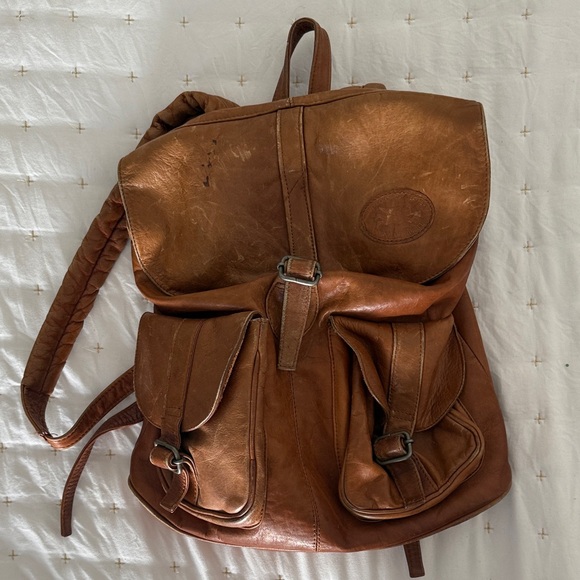 Vintage Leather Backpack - Picture 1 of 3